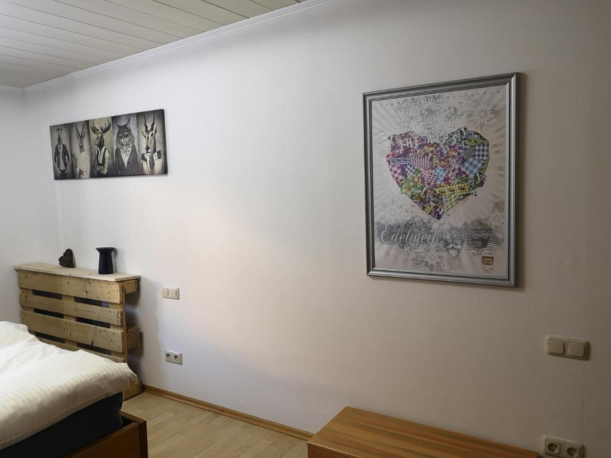 Ferienwohnung Hofheinz Garmisch-Partenkirchen Bagian luar foto